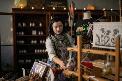 Tiff Piko, coordinator of maker markets for Ohio Winding Road in Shawnee, OH on December 21, 2023. Tiff Piko is a designer, educator, and farmer in Appalachia Ohio.  In 2019 she became the first woman to run for mayor in her hometown of Lancaster, Ohio. Running a zero-dollar grassroots campaign designed to get more people involved in local politics.